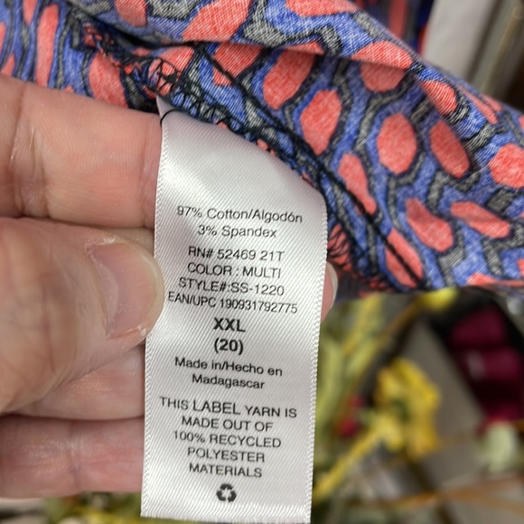 Scoop Ruched Sleeve Oversized Button Front New size 20 top - Picture 4 of 8